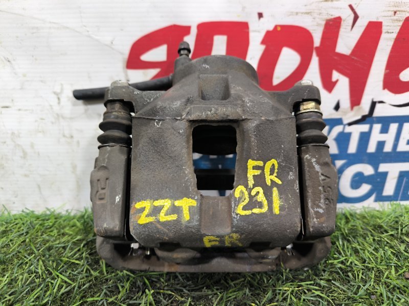 Суппорт TOYOTA CELICA ZZT231 1ZZ-FE передний правый (б/у)