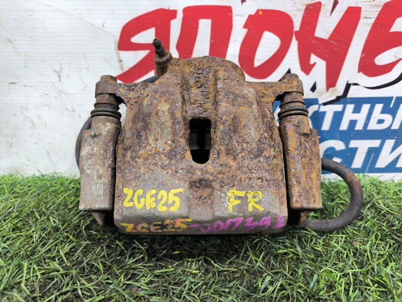 Суппорт TOYOTA WISH ZGE25 2ZR-FAE передний правый (б/у) Суппорт TOYOTA WISH ZGE25 2ZR-FAE передний правый (б/у)