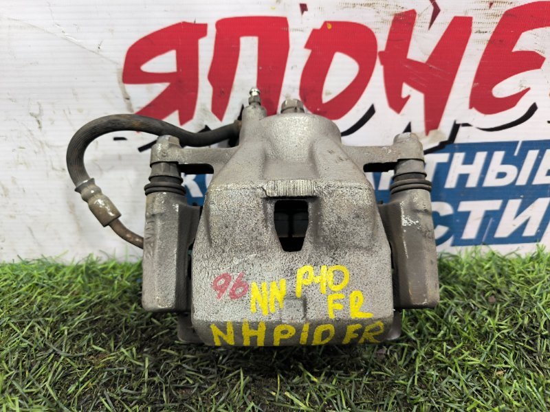 Суппорт TOYOTA VITZ KSP90 1KR-FE передний правый (б/у) Суппорт TOYOTA VITZ KSP90 1KR-FE передний правый (б/у)