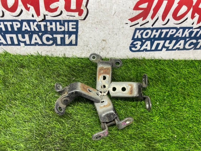 Петля двери TOYOTA CALDINA ST190 4S-FE передняя (б/у) Петля двери TOYOTA CALDINA ST190 4S-FE передняя (б/у)