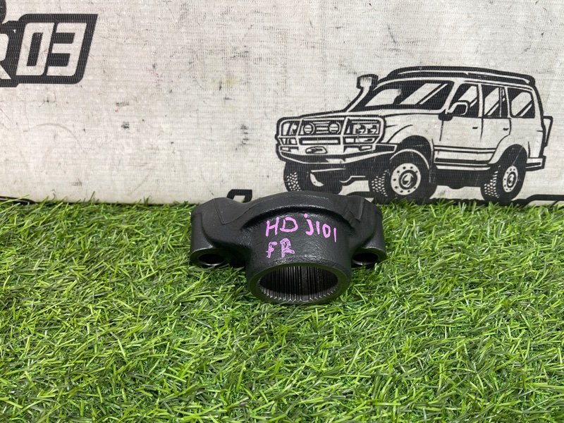 Крепление торсиона TOYOTA LAND CRUISER HDJ101 1HD-FTE переднее правое (б/у) Крепление торсиона TOYOTA LAND CRUISER HDJ101 1HD-FTE переднее правое (б/у)
