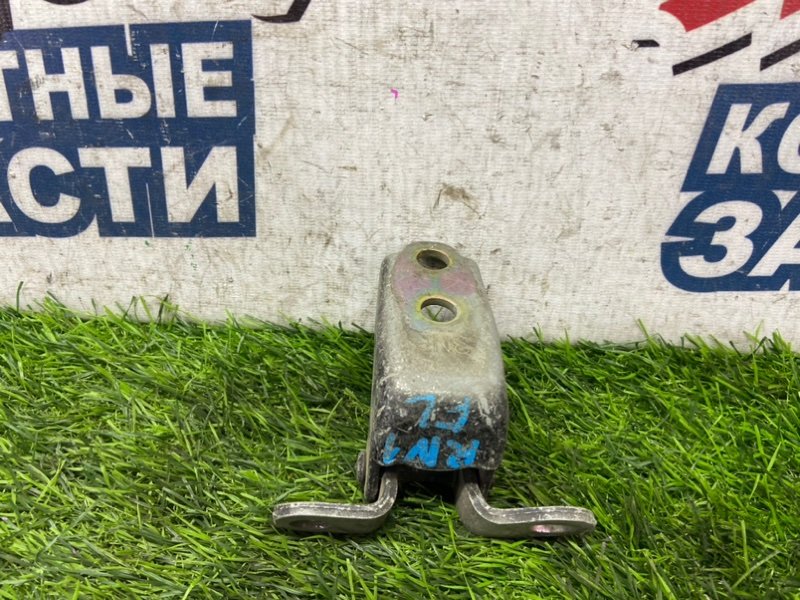 Петля двери HONDA STREAM RN1 D17A передняя левая (б/у) Петля двери HONDA STREAM RN1 D17A передняя левая (б/у)