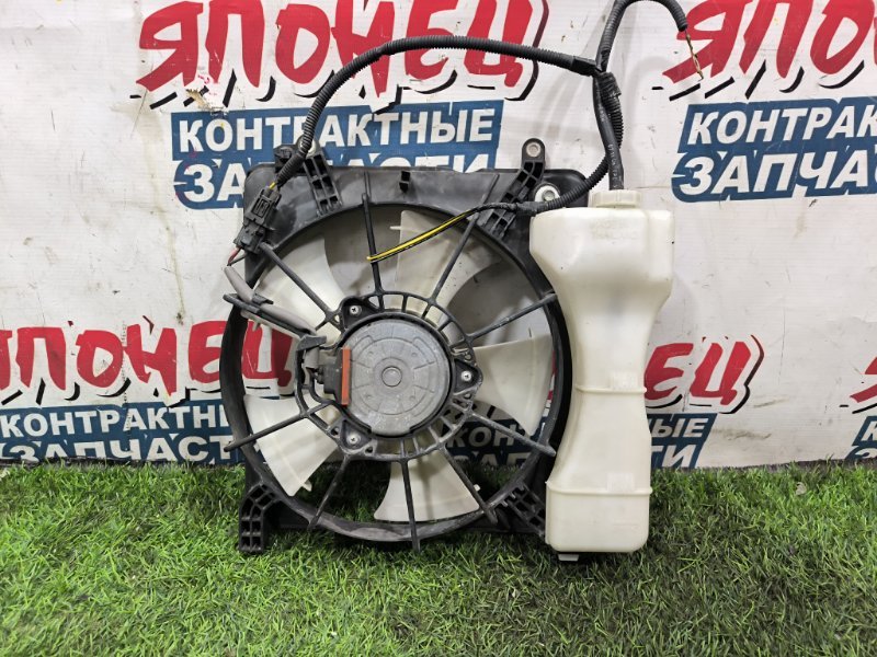 Диффузор радиатора HONDA FREED GB3 L15A (б/у) Диффузор радиатора HONDA FREED GB3 L15A (б/у)