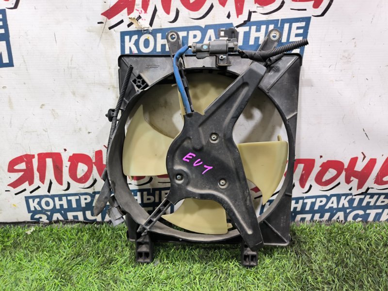 Диффузор радиатора HONDA CIVIC EU1 D15B (б/у) Диффузор радиатора HONDA CIVIC EU1 D15B (б/у)