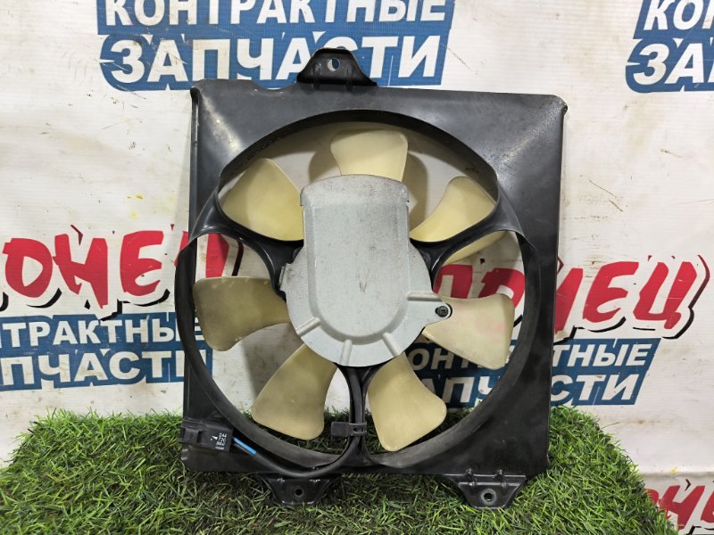 Диффузор радиатора TOYOTA CARINA ST215 3S-FE (б/у)