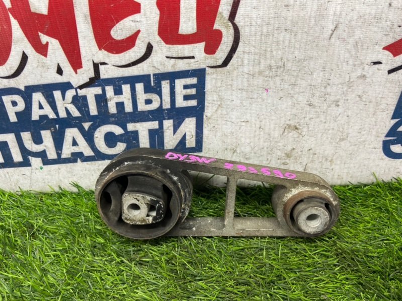 Подушка двигателя MAZDA DEMIO DY3W ZJVE задняя (б/у) Подушка двигателя MAZDA DEMIO DY3W ZJVE задняя (б/у)