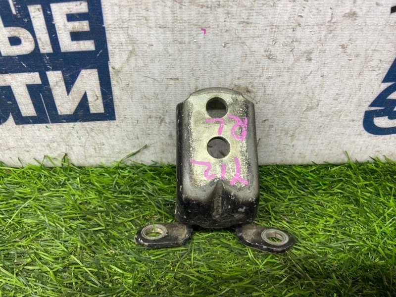 Петля двери NISSAN WINGROAD Y12 HR15DE задняя левая (б/у)