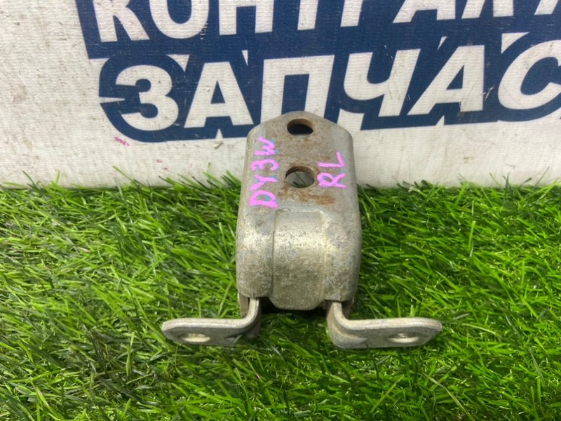 Петля двери MAZDA DEMIO DY3W ZJVE задняя левая (б/у)
