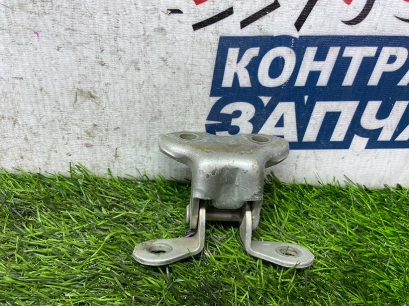 Петля двери TOYOTA IQ KGJ10 1KR-FE передняя левая (б/у) Петля двери TOYOTA IQ KGJ10 1KR-FE передняя левая (б/у)