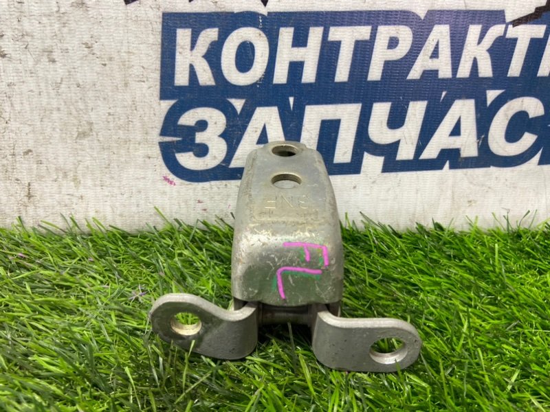 Петля двери HONDA ACCORD CW1 R20A передняя левая (б/у) Петля двери HONDA ACCORD CW1 R20A передняя левая (б/у)