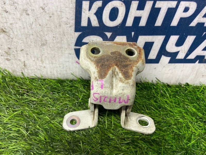 Петля двери SUZUKI WAGON R MH21S K6A передняя левая (б/у)