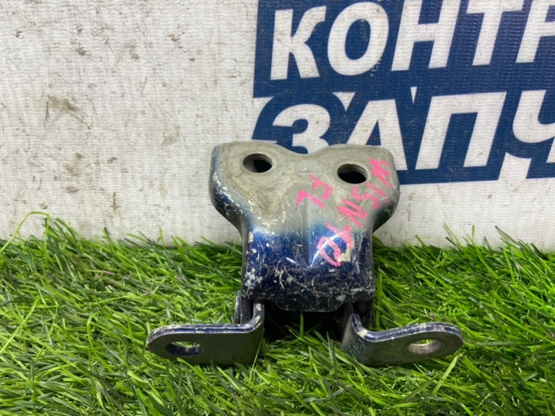 Петля двери TOYOTA WISH ZNE10 1ZZ-FE передняя левая (б/у) Петля двери TOYOTA WISH ZNE10 1ZZ-FE передняя левая (б/у)