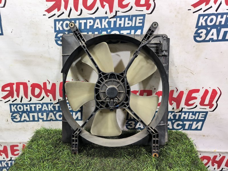 Диффузор радиатора HONDA STEPWGN RF2 B20B правый (б/у) Диффузор радиатора HONDA STEPWGN RF2 B20B правый (б/у)