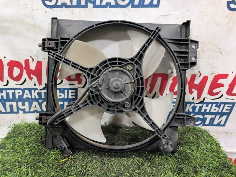 Диффузор радиатора SUBARU LEGACY B4 BE5 EJ202 левый (б/у) Диффузор радиатора SUBARU LEGACY B4 BE5 EJ202 левый (б/у)