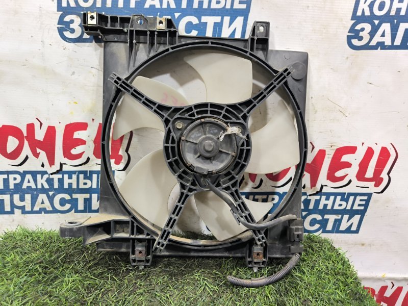 Диффузор радиатора SUBARU LEGACY B4 BE5 EJ202 правый (б/у) Диффузор радиатора SUBARU LEGACY B4 BE5 EJ202 правый (б/у)