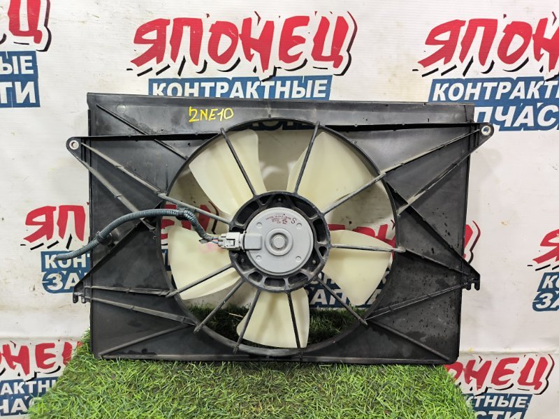 Диффузор радиатора TOYOTA WISH ZNE10 1ZZ-FE (б/у) Диффузор радиатора TOYOTA WISH ZNE10 1ZZ-FE (б/у)