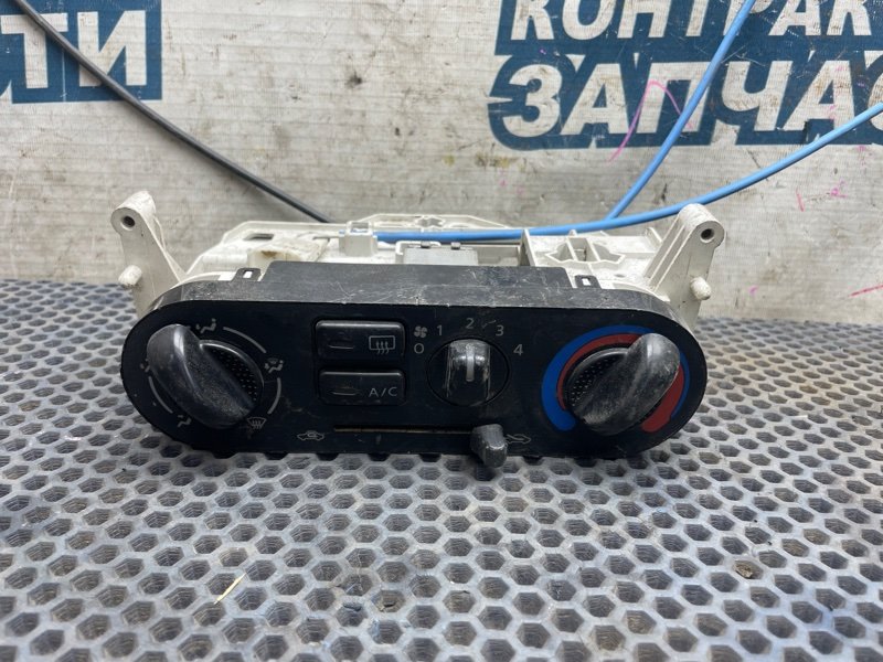 Блок управления климат-контролем NISSAN AD VFY11 QG13DE (б/у) Блок управления климат-контролем NISSAN AD VFY11 QG13DE (б/у)