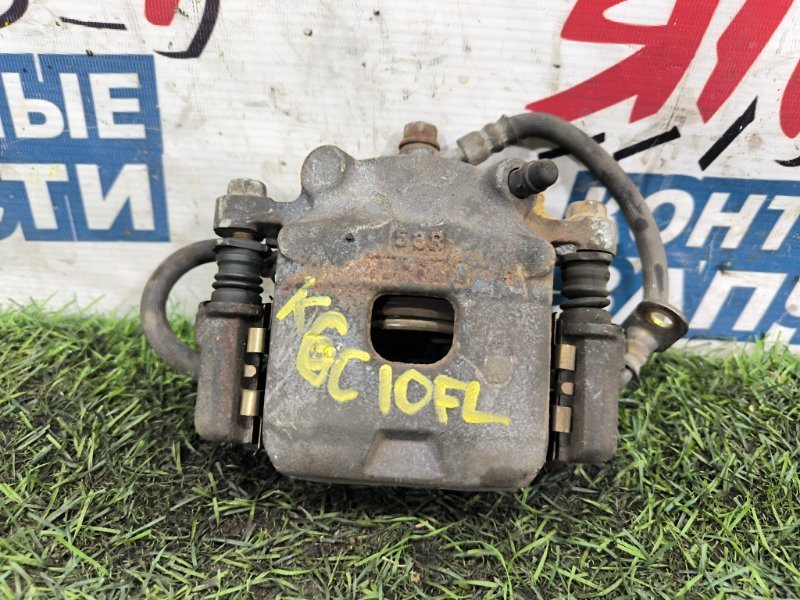 Суппорт TOYOTA PASSO KGC10 1KR-FE передний левый (б/у) Суппорт TOYOTA PASSO KGC10 1KR-FE передний левый (б/у)