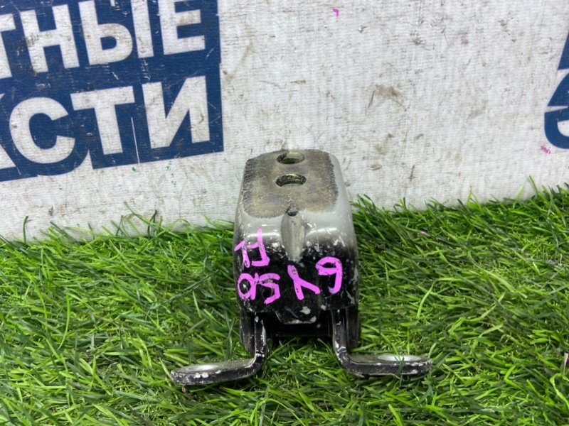 Петля двери NISSAN FUGA GY50 VK45DE передняя левая (б/у)