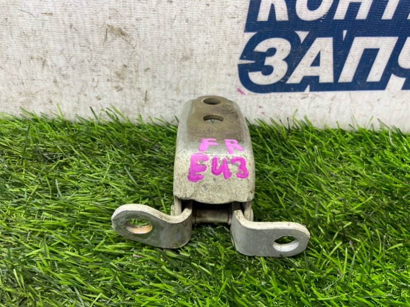 Петля двери HONDA CIVIC EU3 D17A передняя правая (б/у)