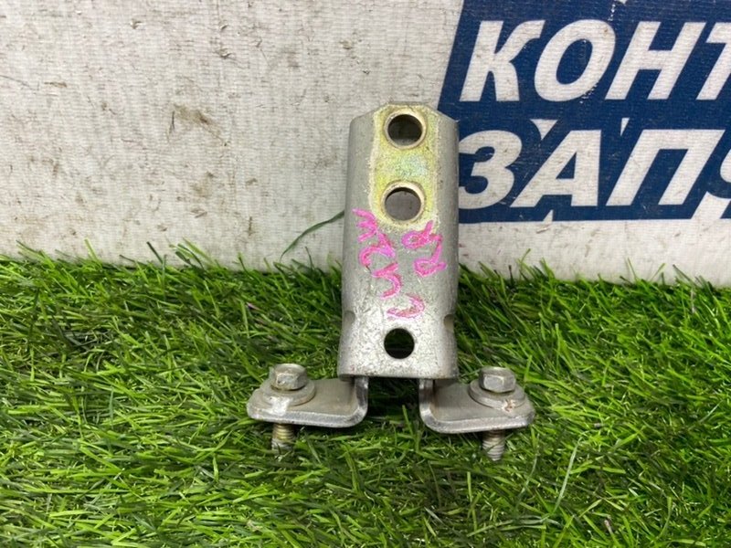 Петля двери MITSUBISHI AIRTREK CU2W 4G63 задняя правая (б/у)