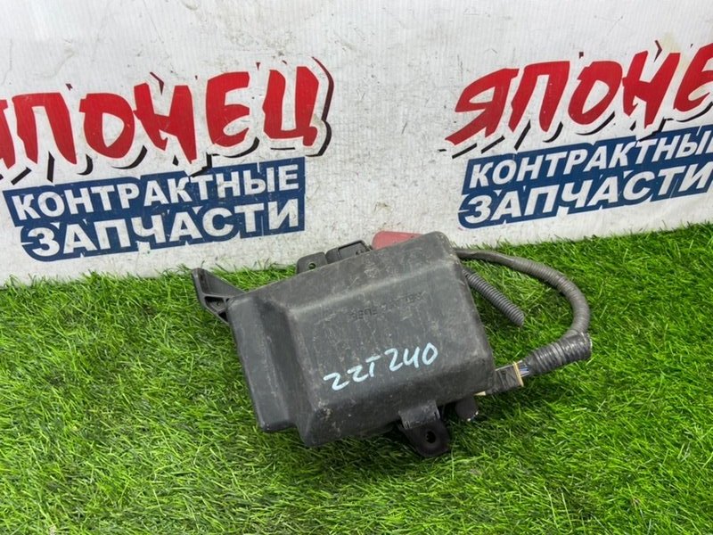 Блок предохранителей под капот TOYOTA ALLION ZZT240 1ZZ-FE (б/у)