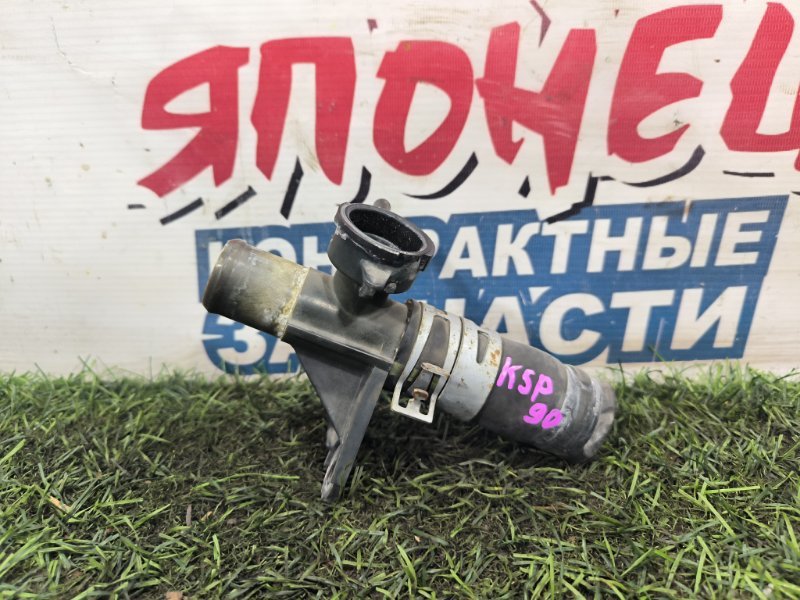 Горловина радиатора TOYOTA VITZ KSP90 1KR-FE (б/у)