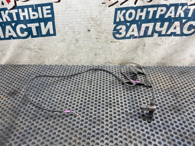Датчик abs TOYOTA PASSO KGC30 1KR-FE передний левый (б/у) Датчик abs TOYOTA PASSO KGC30 1KR-FE передний левый (б/у)