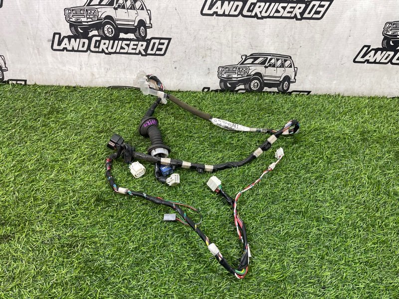 Проводка двери TOYOTA LAND CRUISER UZJ100 2UZ-FE задняя правая (б/у)