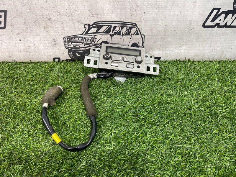 Блок управления магнитолой TOYOTA LAND CRUISER HDJ101 1HD-FTE (б/у)