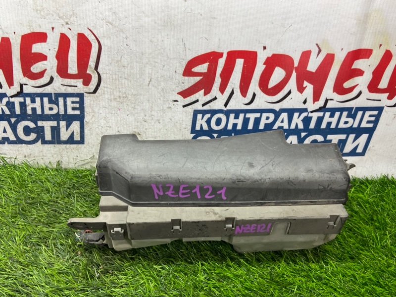 Блок предохранителей под капот TOYOTA COROLLA RUNX NZE121 1NZ-FE (б/у)