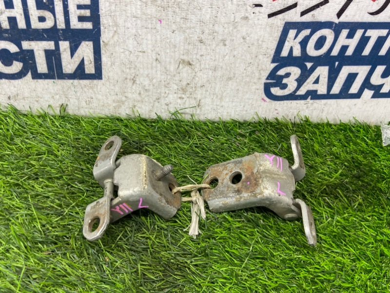 Петля двери NISSAN AD Y11 QG15DE передняя левая (б/у)