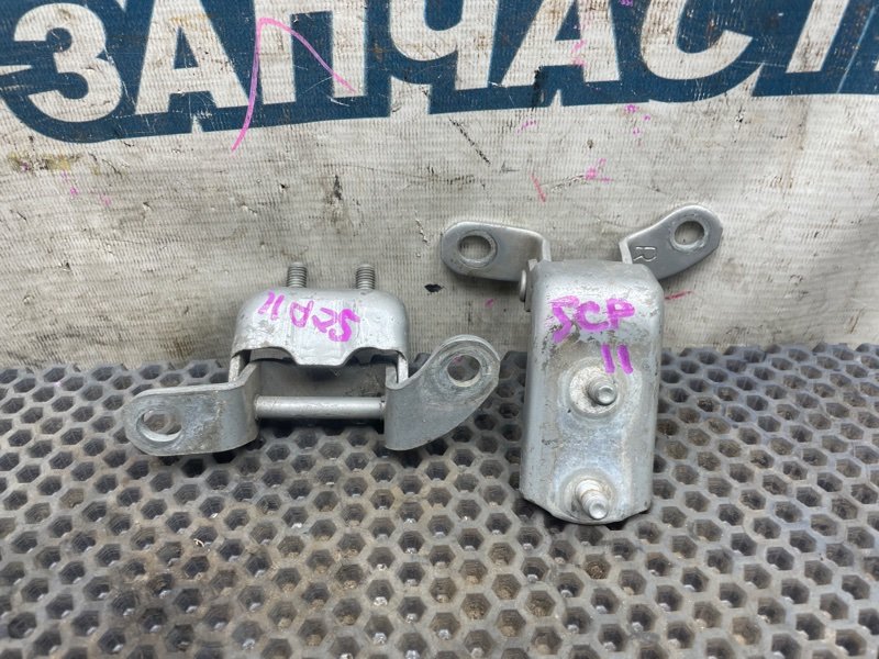 Петля двери TOYOTA PLATZ SCP11 1SZ-FE (б/у)