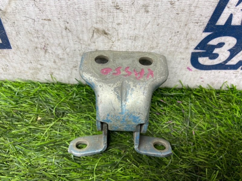 Петля двери TOYOTA PASSO KGC10 1KR-FE задняя левая (б/у)