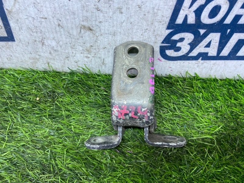 Петля двери TOYOTA CALDINA ET196 5E-FE передняя правая (б/у)