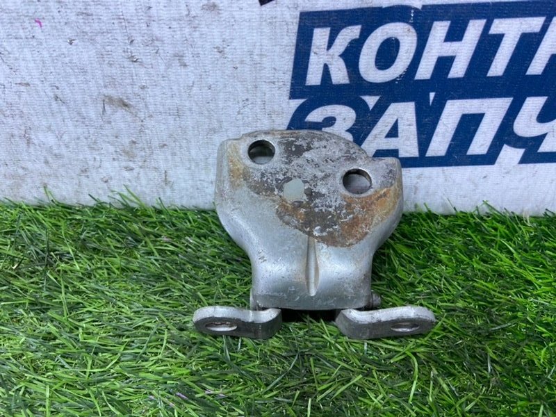 Петля двери HONDA CAPA GA6 D15B передняя левая (б/у)