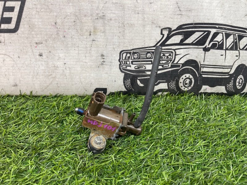 Клапан вакуумный TOYOTA LAND CRUISER HDJ101 1HD-FTE (б/у)