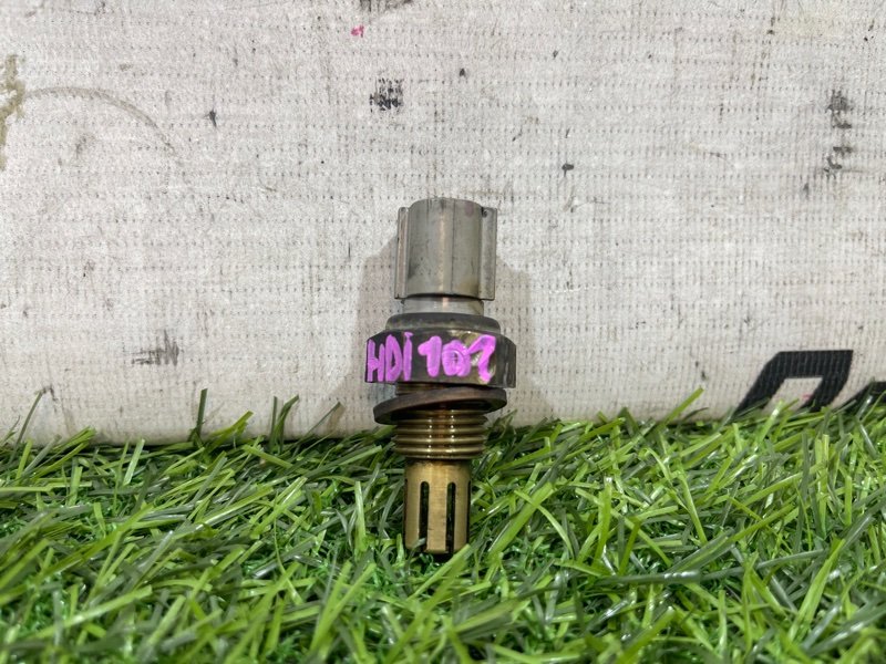 Датчик температуры TOYOTA LAND CRUISER HDJ101 1HD-FTE (б/у)