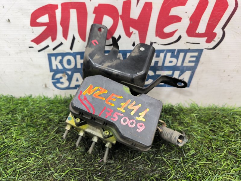 Блок abs TOYOTA COROLLA  AXIO NZE141 1NZ-FE (б/у)