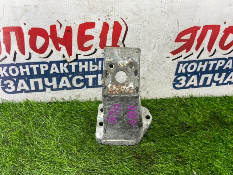 Кронштейн опоры двигателя MITSUBISHI PAJERO IO H66W 4G93 правый (б/у)