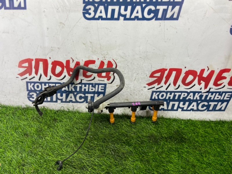Форсунка TOYOTA VITZ KSP130 1KR-FE (б/у)