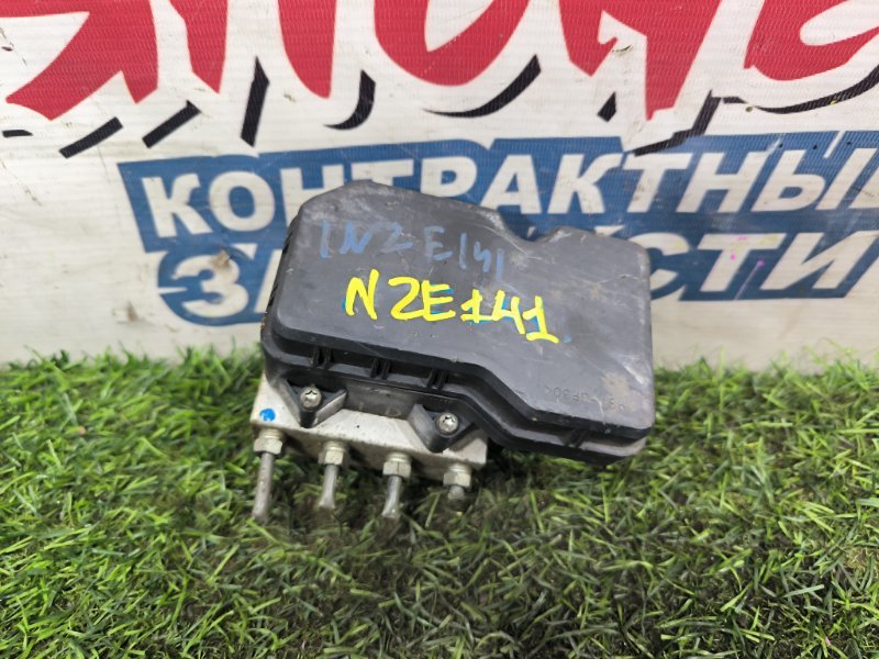 Блок abs TOYOTA COROLLA AXIO NZE141 1NZ-FE (б/у)