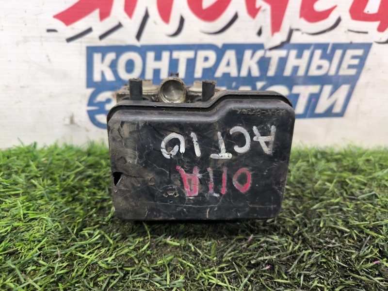Блок abs TOYOTA OPA ACT10 1AZ-FSE (б/у)