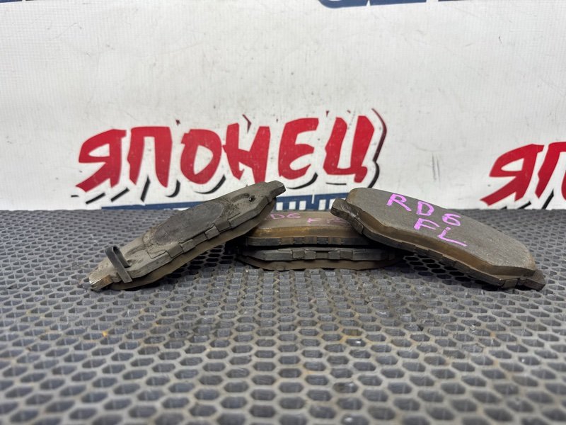 Тормозные колодки HONDA CR-V RD6 K24A переднее (б/у)