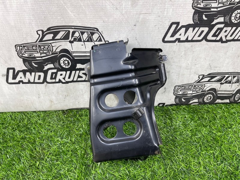 Крепление домкрата LEXUS LX470 UZJ100 2UZ-FE (б/у)