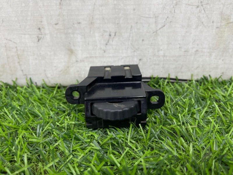 Кнопка освещения панели приборов LEXUS LX470 UZJ100 2UZ-FE (б/у)