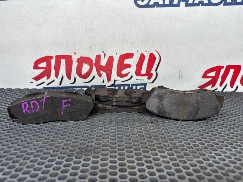 Тормозные колодки HONDA CR-V RD1 B20B переднее (б/у)