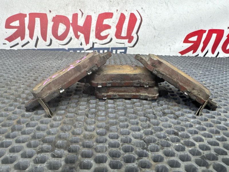 Тормозные колодки TOYOTA IPSUM ACM26 2AZ-FE 2001 заднее (б/у)