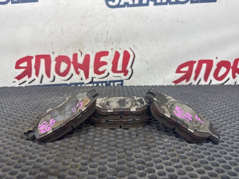 Тормозные колодки TOYOTA CROWN GRS180 4GR-FSE переднее (б/у)