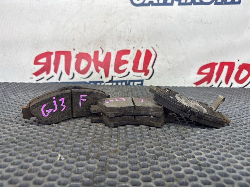 Тормозные колодки HONDA PARTNER GJ3 L15A 2008 переднее (б/у)